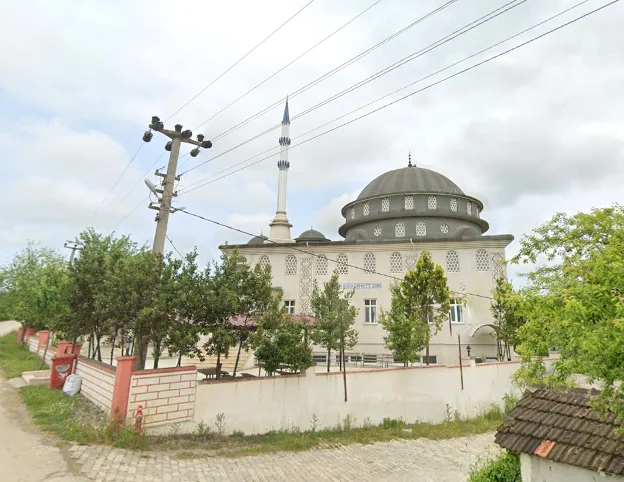 Pınardüzü Cami